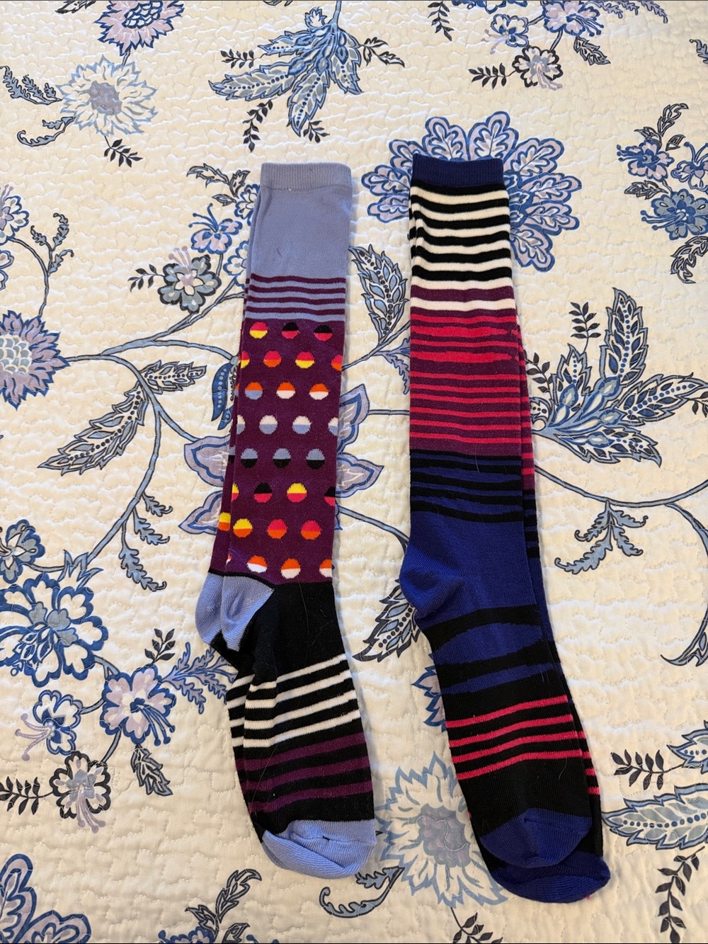 Colorful Women's Patterned Knee-High Socks - Purple & Blue